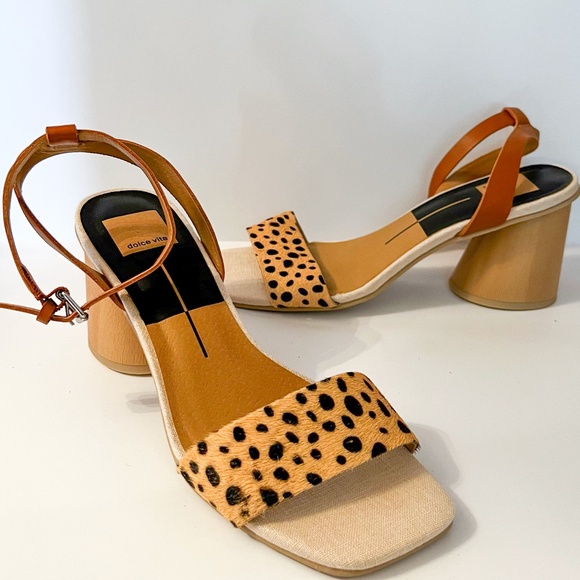 NWOT Dolce Vita Leopard Hazel Leopard Calf Hair Block Sandals - Picture 4 of 4